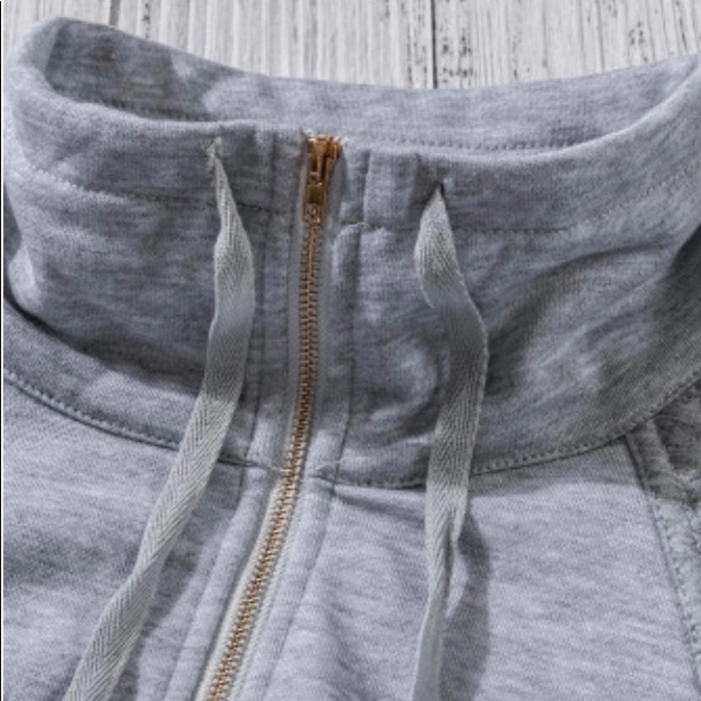 QUILTED PATCH HALF ZIPPER SWEATSHIRT - Picture 4 of 5